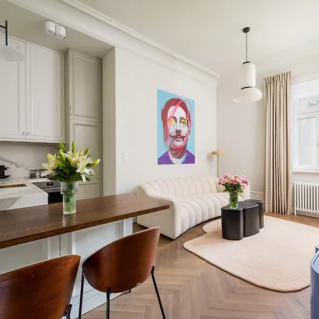 La Perle French-style In The Heart Of Warsaw, Wine & Breakfast & Premium Service *