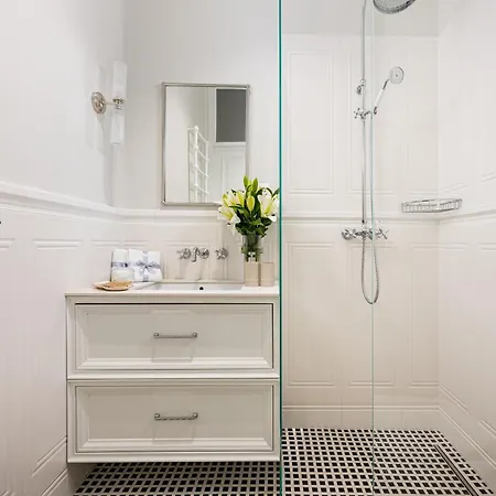 La Perle French-style In The Heart Of Warsaw, Wine & Breakfast & Premium Service