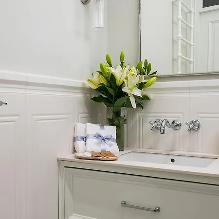La Perle French-style In The Heart Of Warsaw, Wine & Breakfast & Premium Service Appartamento *