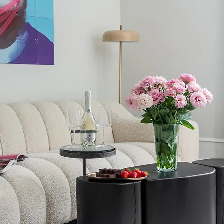 La Perle French-style In The Heart Of Warsaw, Wine & Breakfast & Premium Service