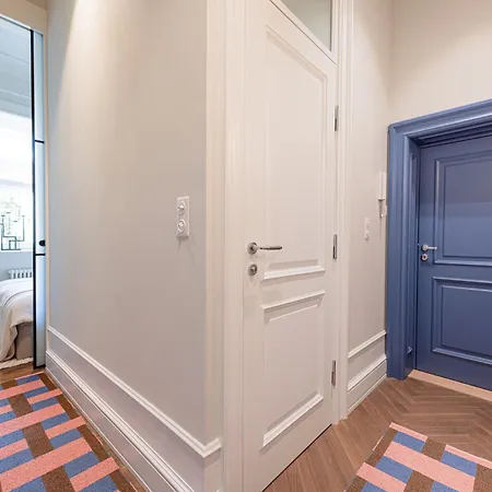 La Perle French-style In The Heart Of Warsaw, Wine & Breakfast & Premium Service