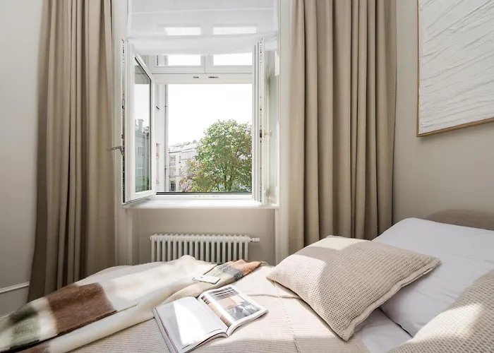 La Perle French-style In The Heart Of Warsaw, Wine & Breakfast & Premium Service * Warsaw