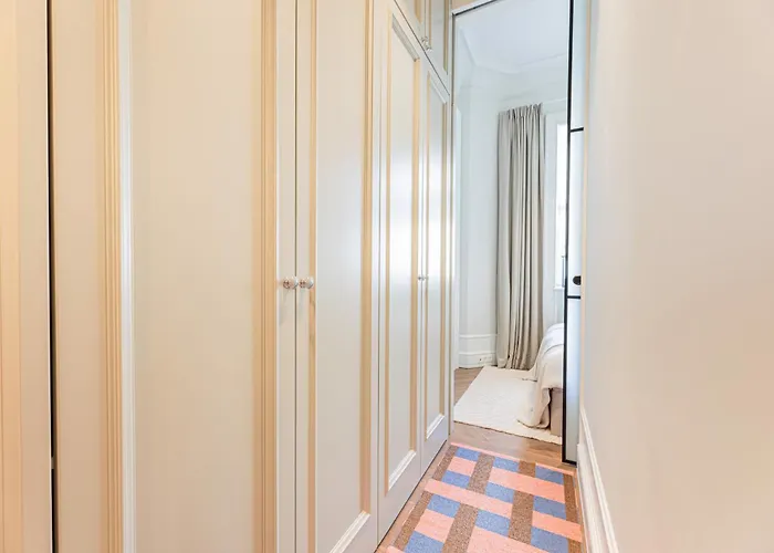 La Perle French-style In The Heart Of Warsaw, Wine & Breakfast & Premium Service * Warsaw