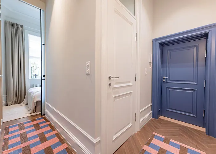 La Perle French-style In The Heart Of Warsaw, Wine & Breakfast & Premium Service