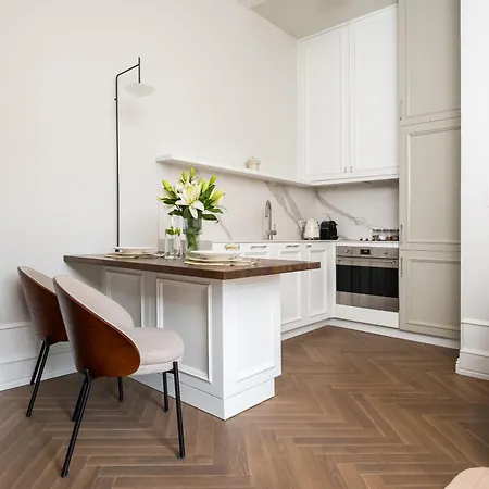 La Perle French-style In The Heart Of Warsaw, Wine & Breakfast & Premium Service *